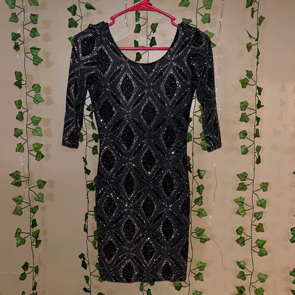 Size: Small / Color: Black and Light Brown